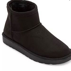 Arizona Womens Spring Flat Heel Winter Boots